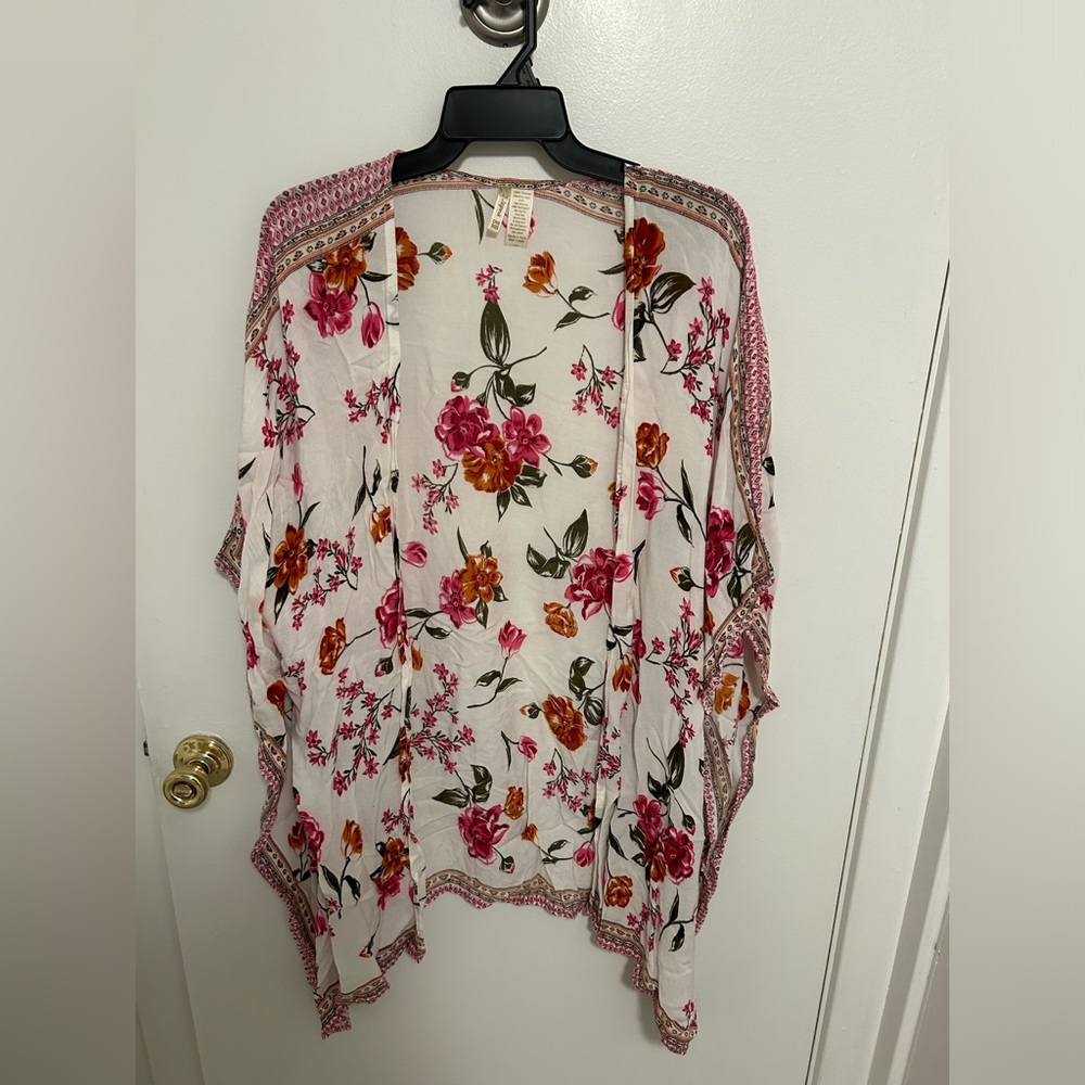 Floral kimono OSFA